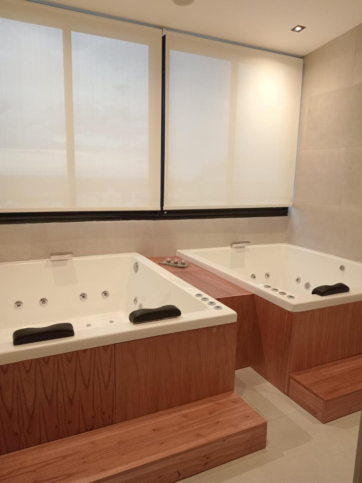 Garden Plaza 4*